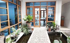 Tiray Homestay Syariah Yogyakarta Mitra Reddoorz